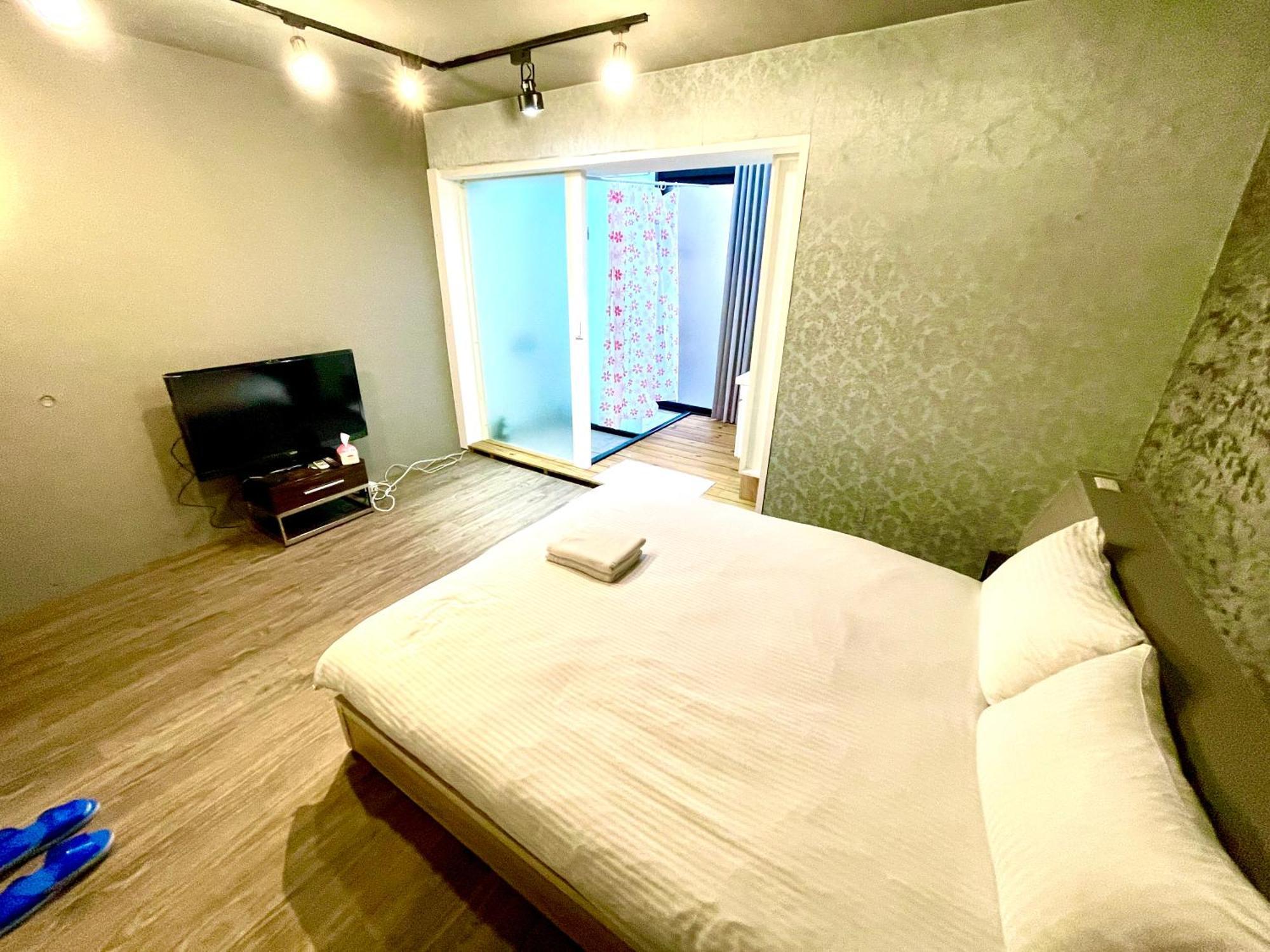 Ferienwohnung Fengchia Provence Jr Taichung Exterior foto
