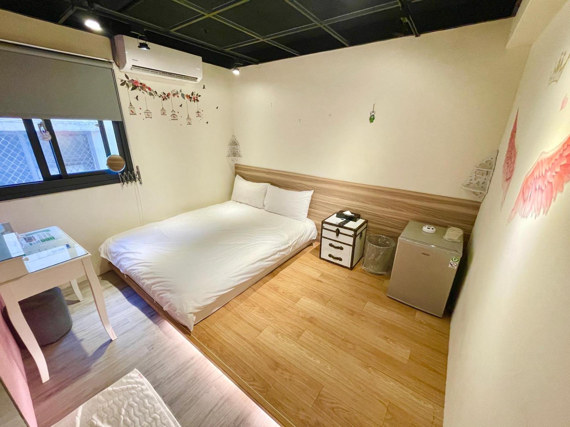 Ferienwohnung Fengchia Provence Jr Taichung Exterior foto
